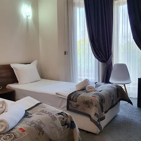 Hotel Novel 2*