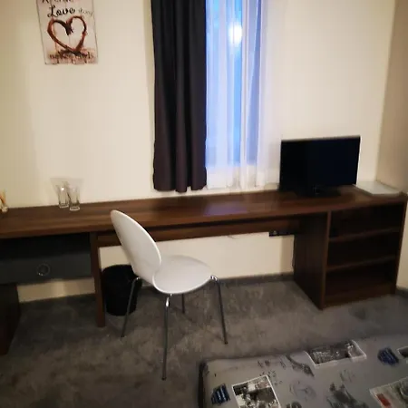 Hotell Family Novel 2*