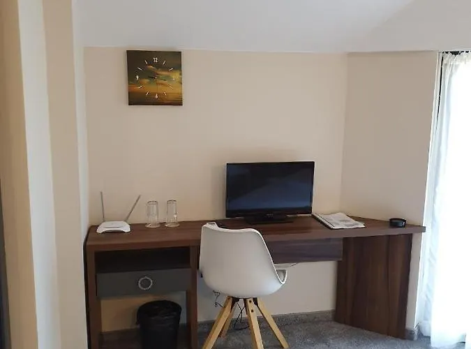 Hotel Family Novel 2*