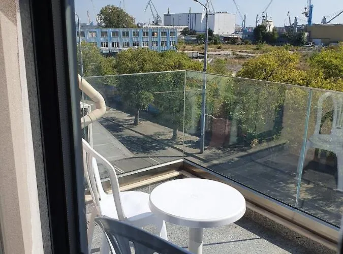 Family Novel 2* Burgas City