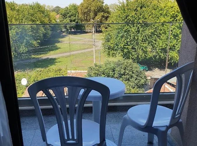 Hotel Family Novel 2*