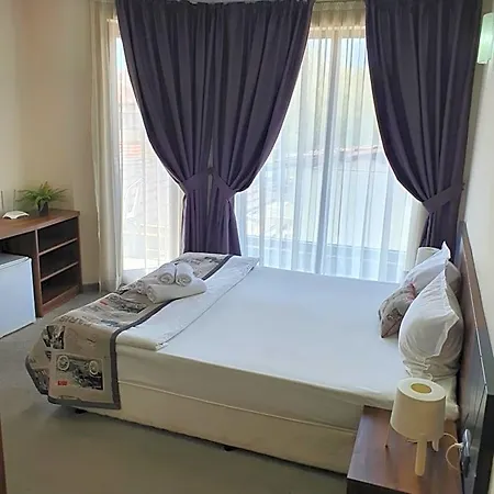Hotel Family Novel 2*