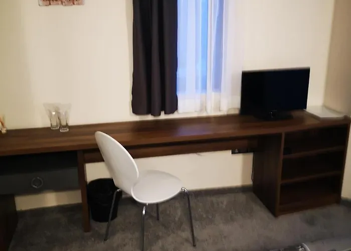 Hotel Family Novel 2*